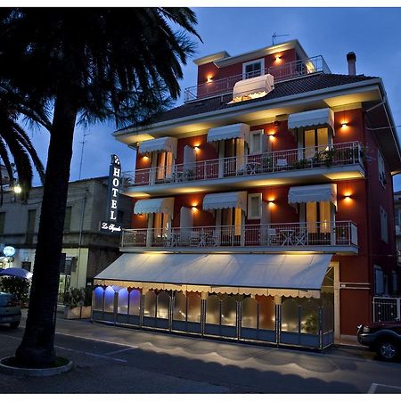 Hotel Lo Squalo Grottammare Ngoại thất bức ảnh