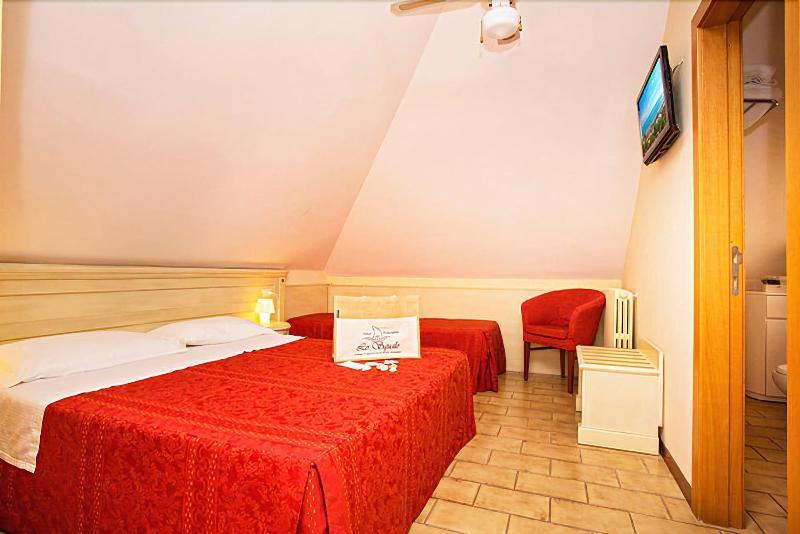 Hotel Lo Squalo Grottammare Ngoại thất bức ảnh