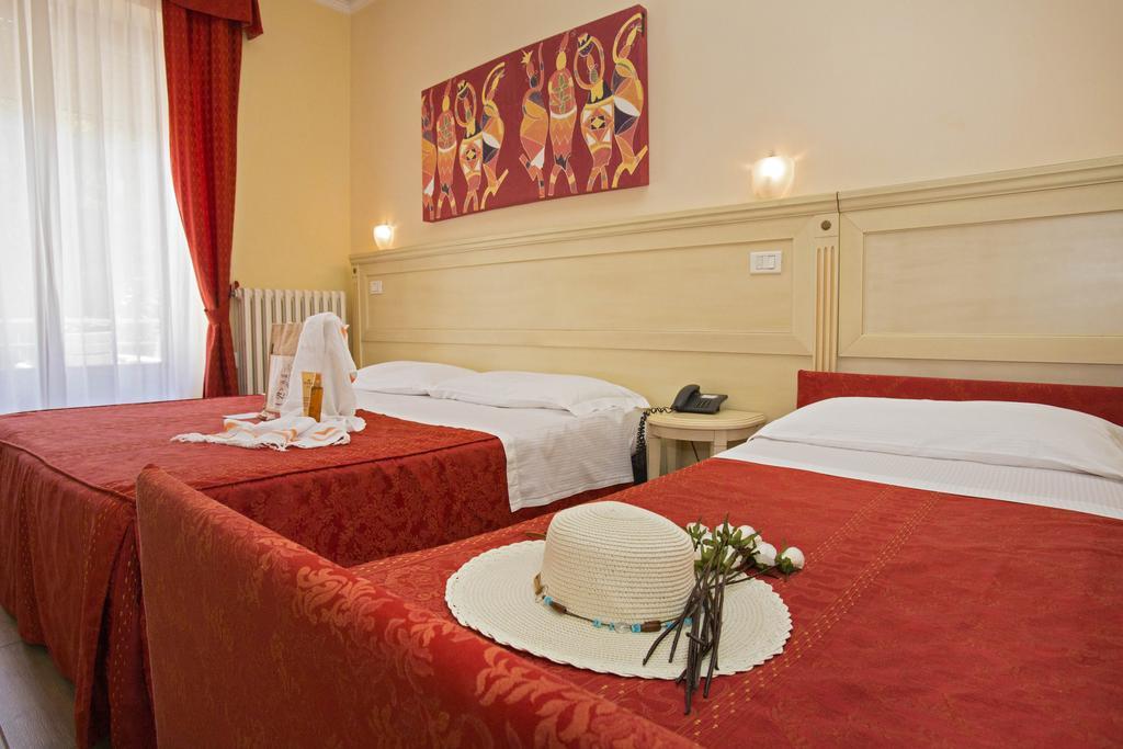 Hotel Lo Squalo Grottammare Phòng bức ảnh