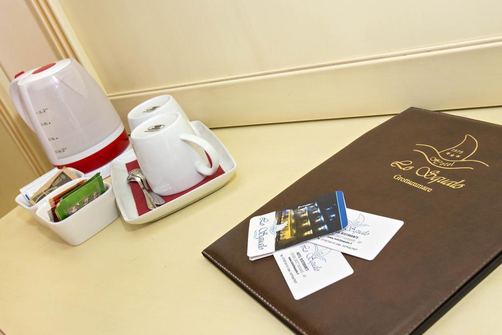 Hotel Lo Squalo Grottammare Phòng bức ảnh